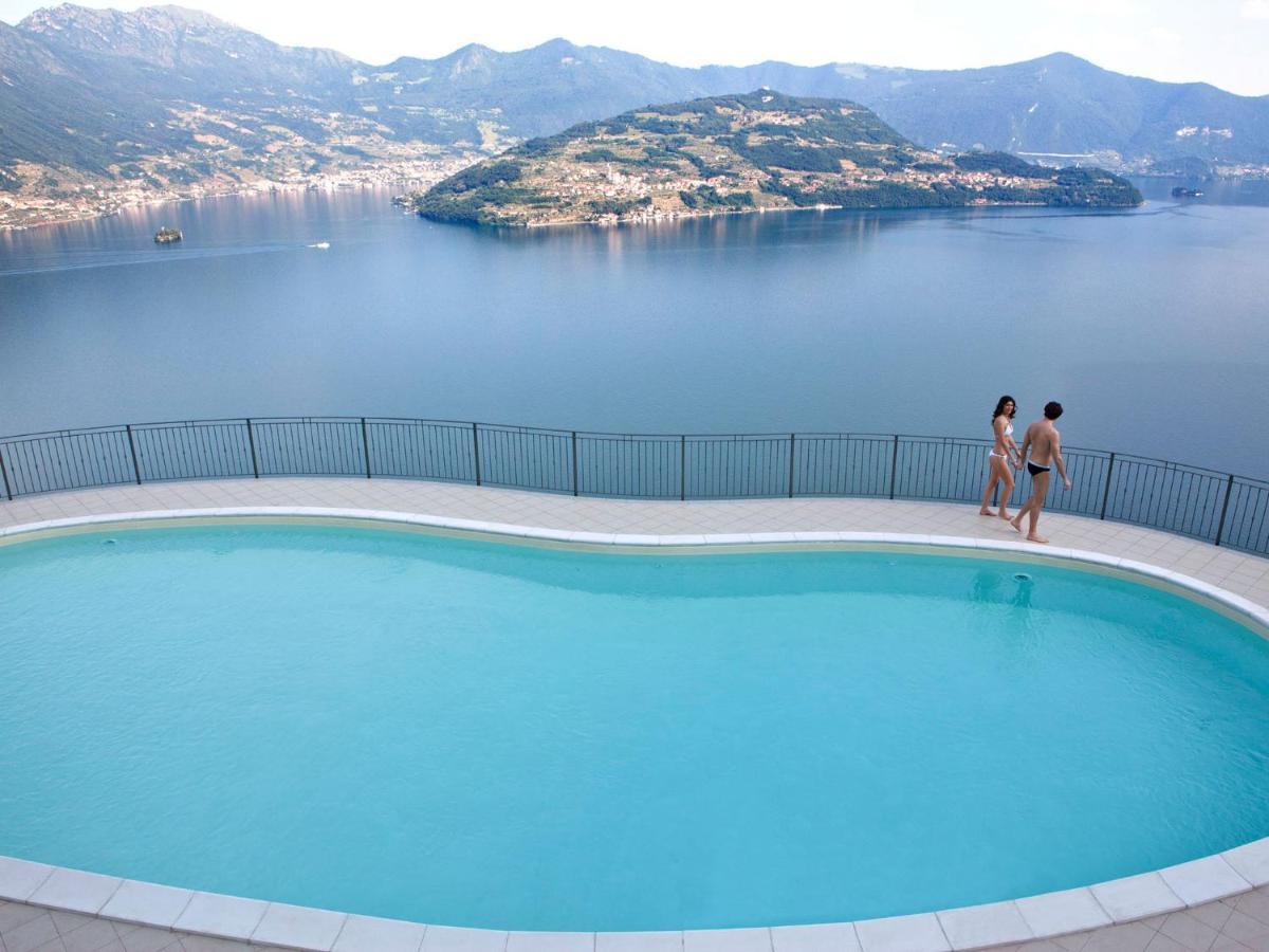 Cherubino - Stunning Lake View With Swimming Pool Parzanica Dış mekan fotoğraf